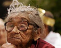Click image for larger version

Name:	lady.jpg
Views:	237
Size:	8.7 KB
ID:	1398582